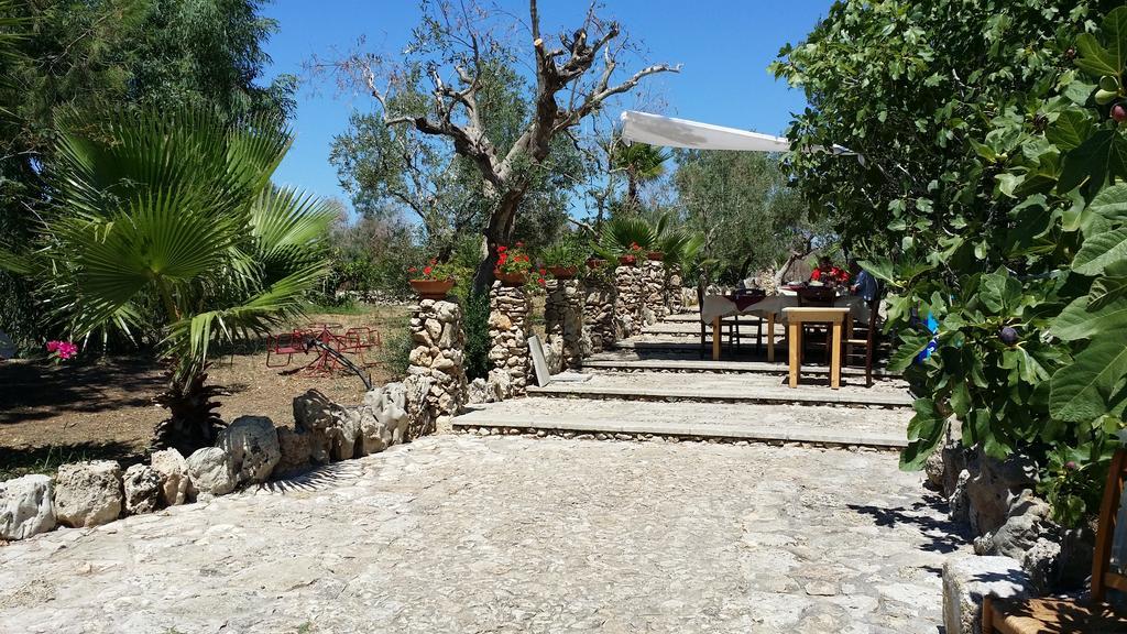 Agriturismo Tenuta La Siesta ガリポリ エクステリア 写真